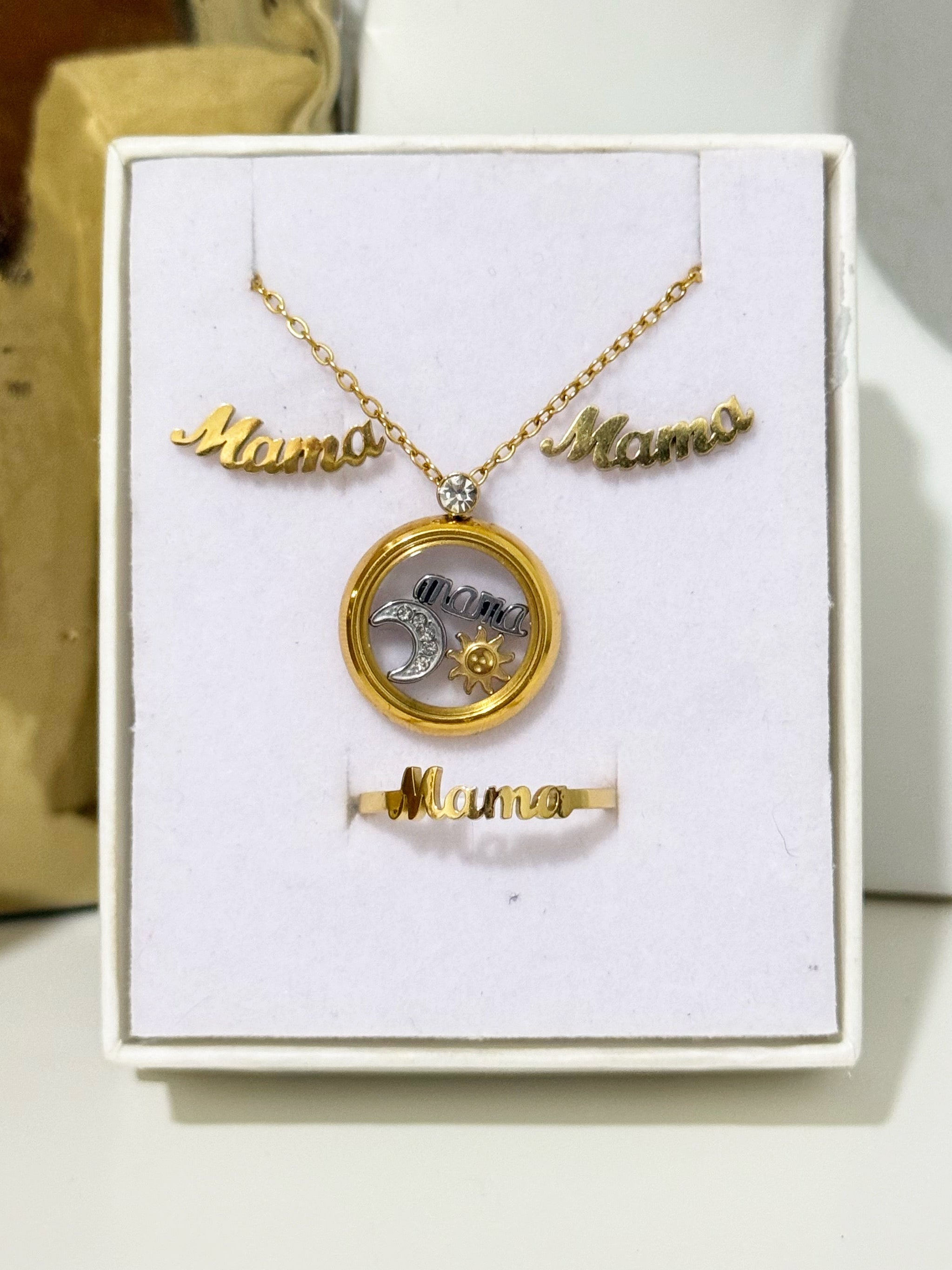 MOM’S Universe Set