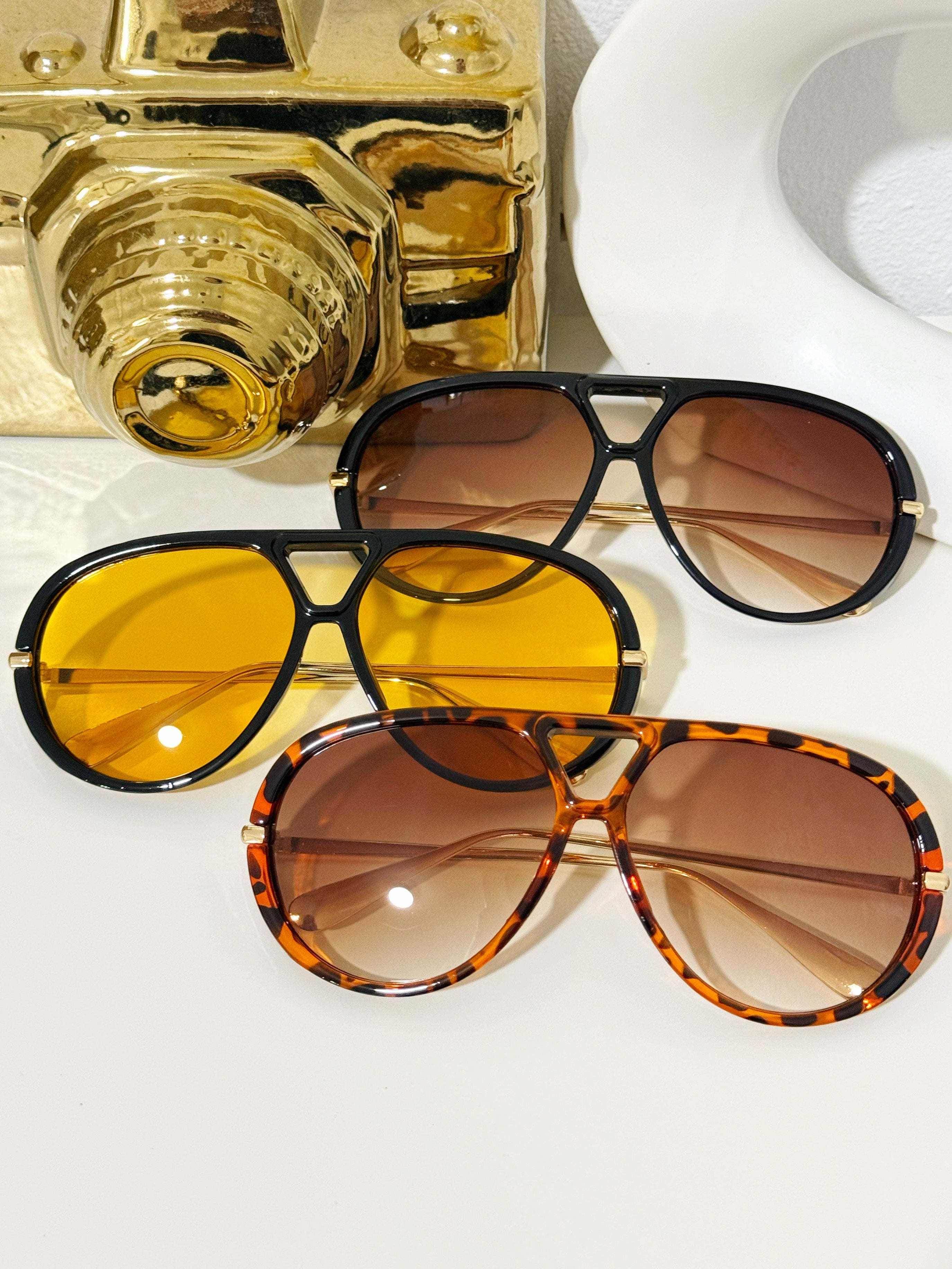 Leo Sunglasses