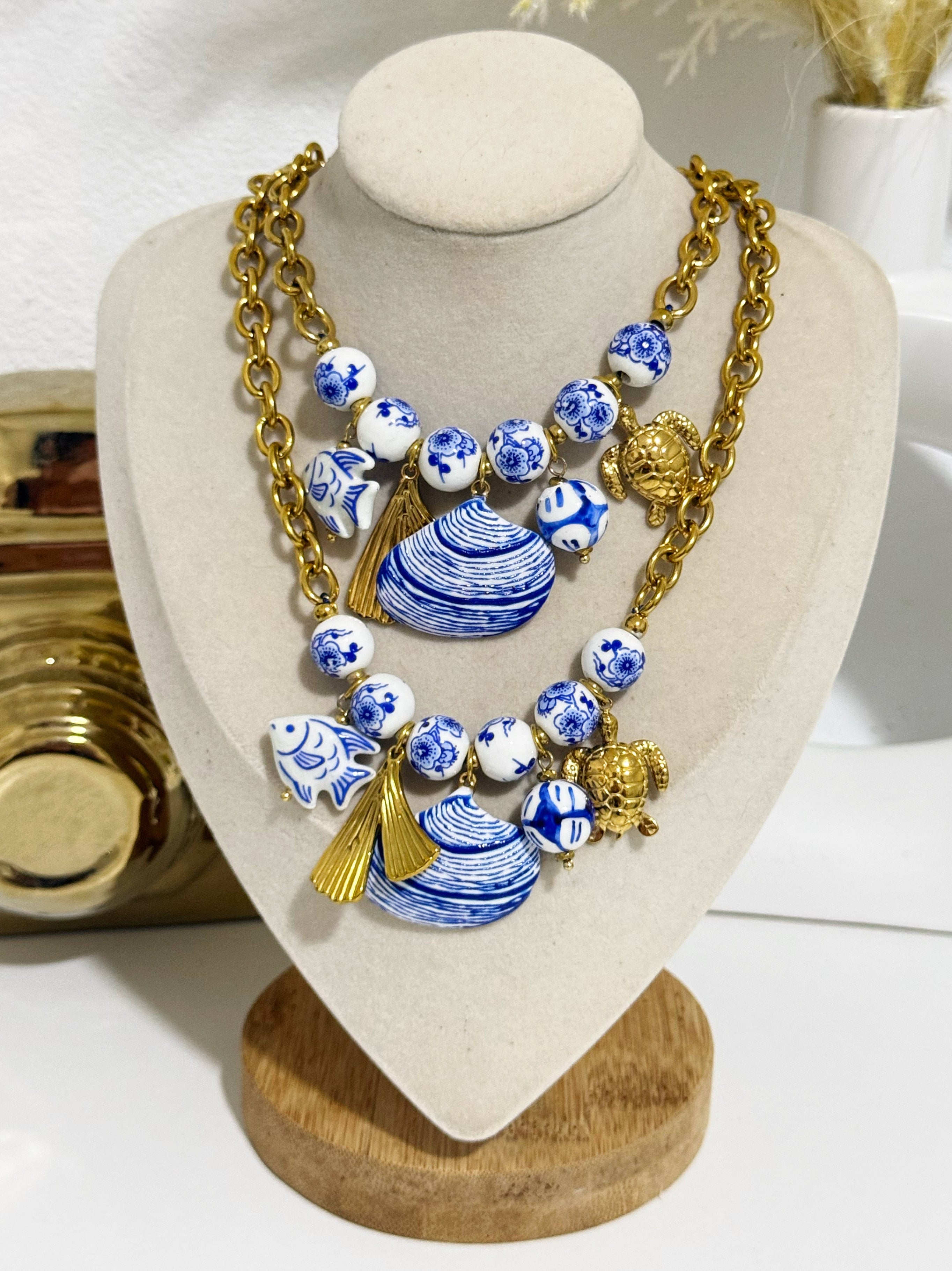 Costa Azul Neckalce
