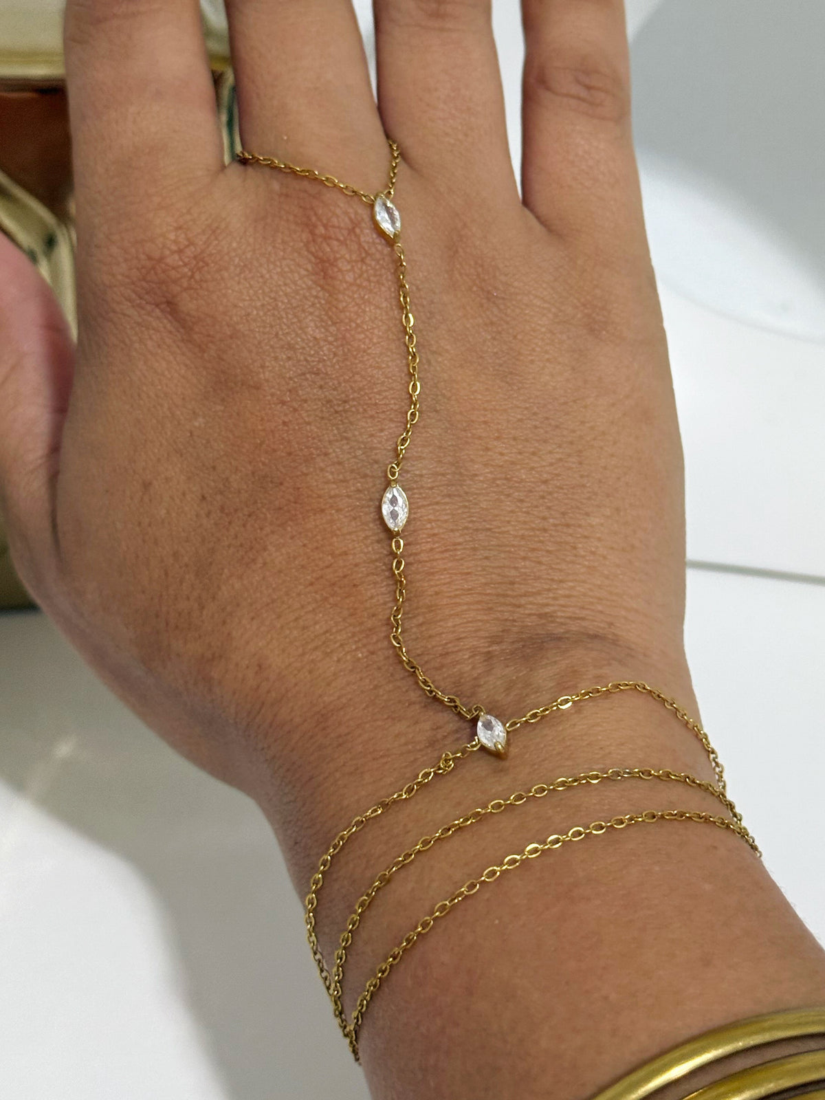 Amaris Hand Chain